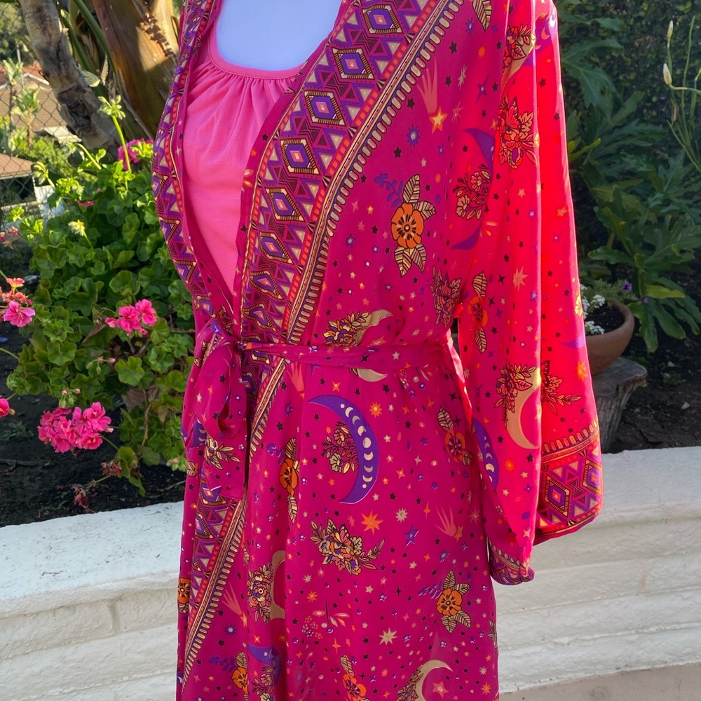 Vibrant Pink Patterned Kimono